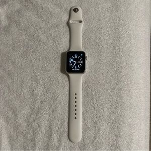 Apple Watch 7000 Series Aluminum